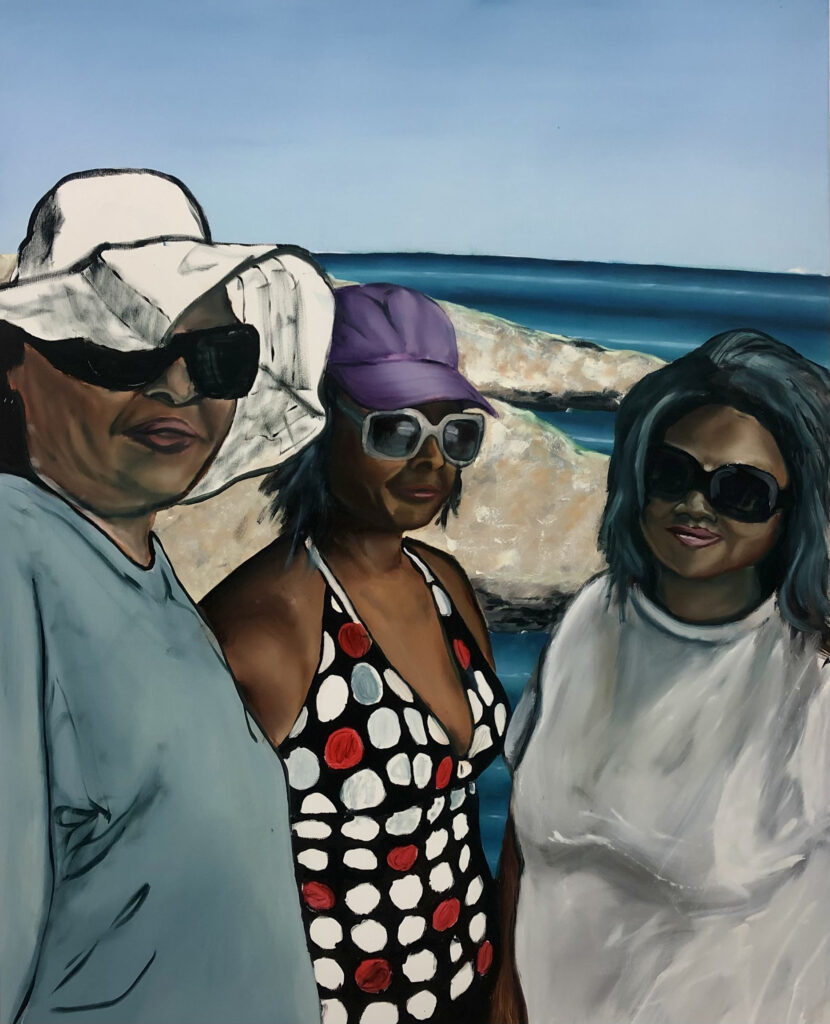 Das Gemälde Tanten von Robin Rapp zeigt drei farbige Frauen in sommerlicher Kulisse vor einer steinigen Küste