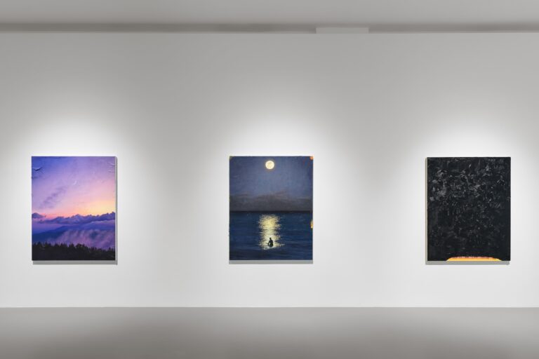 Ausstellungsansicht von Friedrich Kunath "One Day I’ll Follow The Byrds (Tutto Pasta)" in der Galerie Max Hetzler Berlin.
